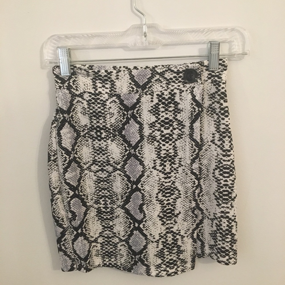 snake print skirt